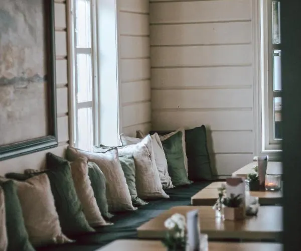 Brygge Hotel Lodingen